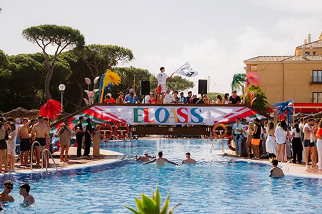POOL PARTIES OASIS