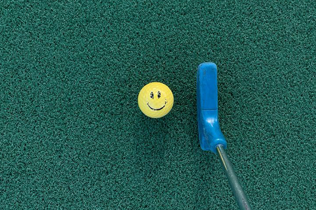 MINI GOLF & JACUZZI