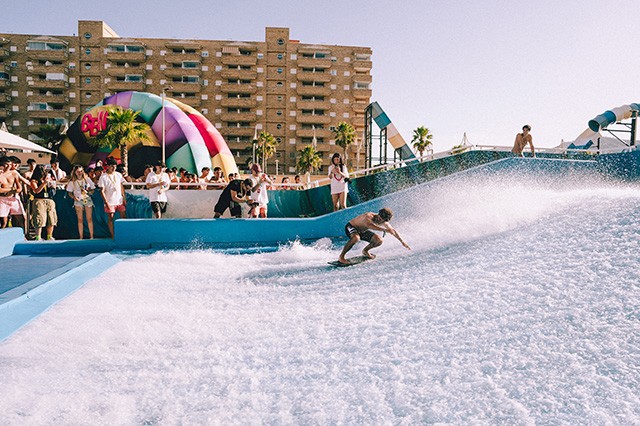 SURF SIMULATOR